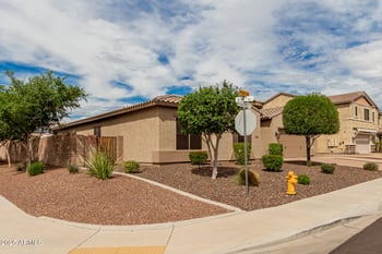 9390 Louise Dr, Peoria, AZ 85383