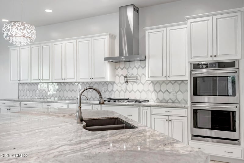 9390 Parkside Ln, Peoria, AZ 85383