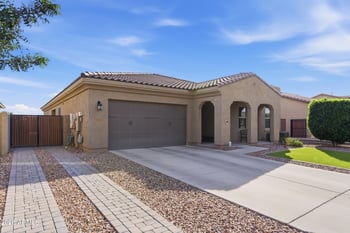 9393 Daley Ln, Peoria, AZ 85383