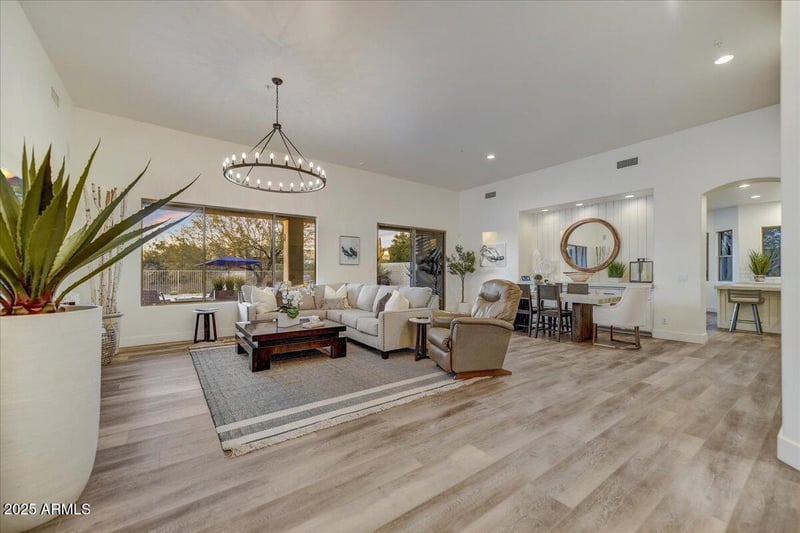 9394 Mark Ln, Scottsdale, AZ 85262