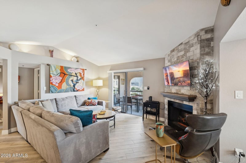 9396 Purdue Ave #221, Scottsdale, AZ 85258