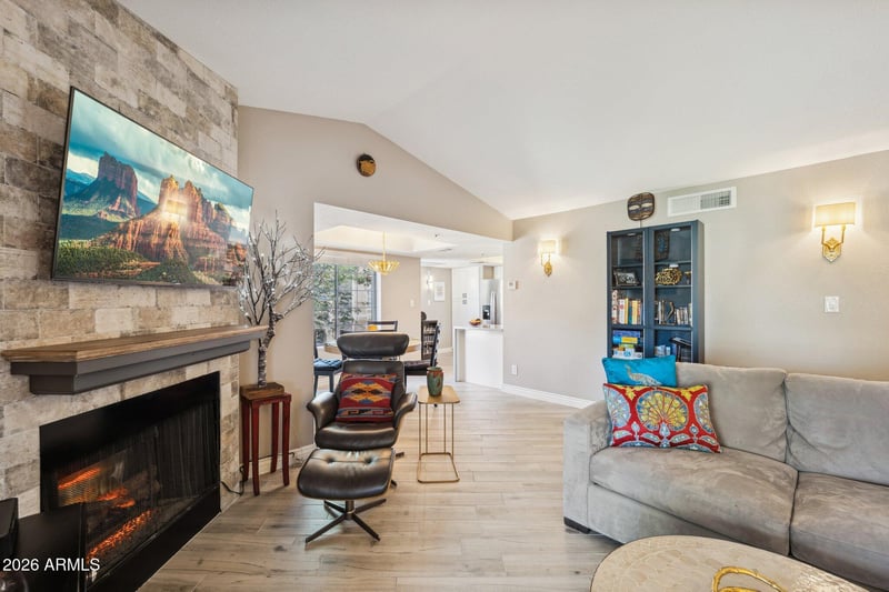9396 Purdue Ave #221, Scottsdale, AZ 85258