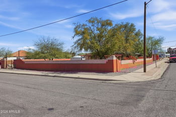 94 12th St, Florence, AZ 85132