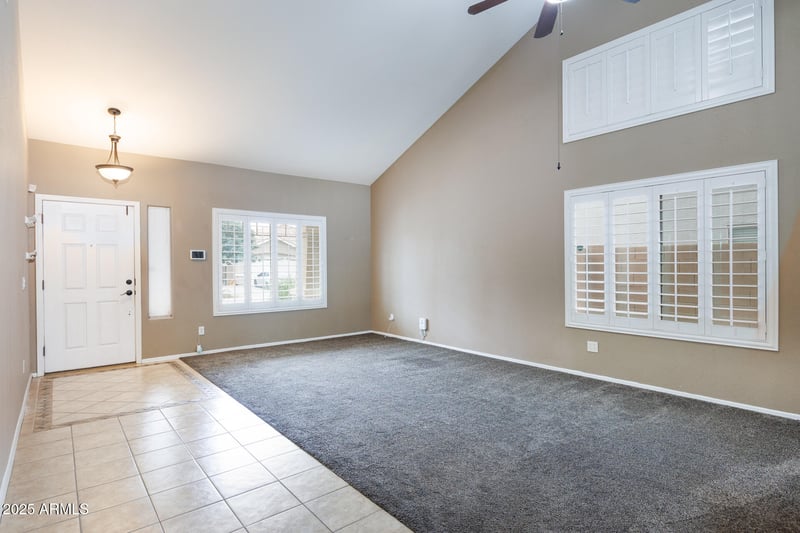 940 Chelsea Dr, San Tan Valley, AZ 85140