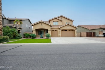 940 Chelsea Dr, San Tan Valley, AZ 85140