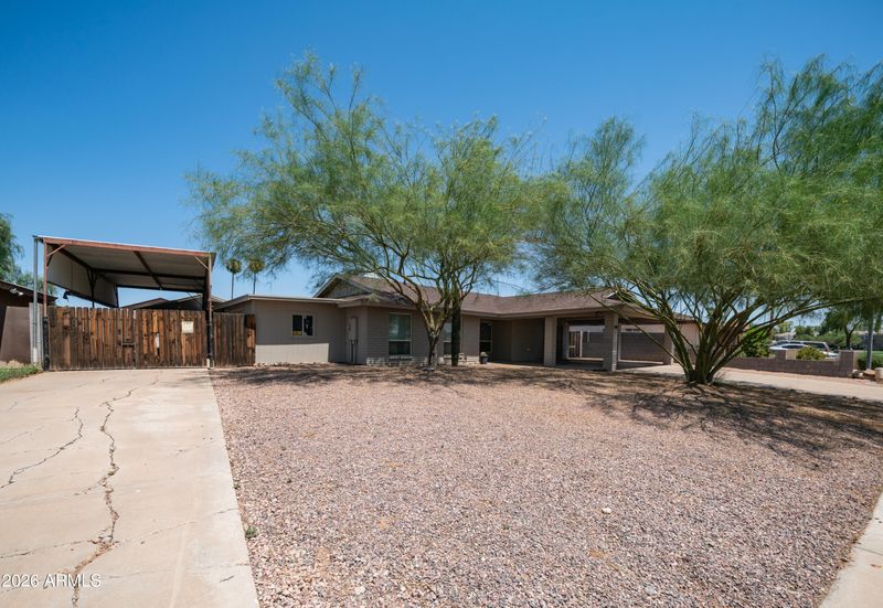 940 E Harmony Ave, Mesa, AZ 85204