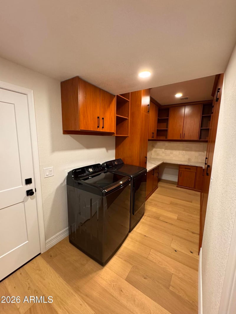 940 Secretariat Dr, Tempe, AZ 85284