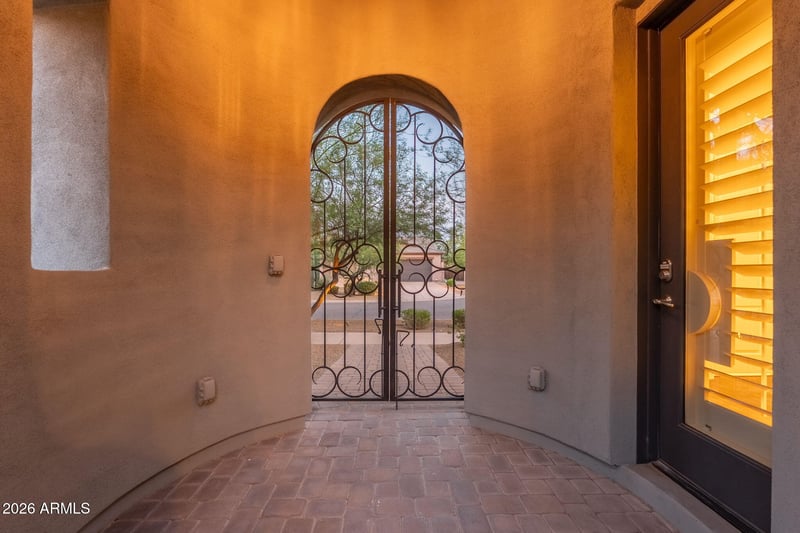 9400 E Desert Village Dr, Scottsdale, AZ 85255