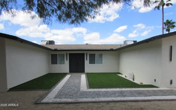 9402 18th St, Phoenix, AZ 85020