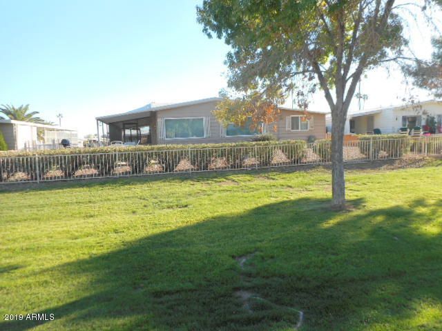 9402 E Lakeside Dr, Sun Lakes, AZ 85248