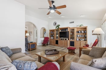 9402 Jadecrest Dr, Sun Lakes, AZ 85248