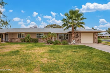 9402 Long Hills Dr, Sun, AZ 85351