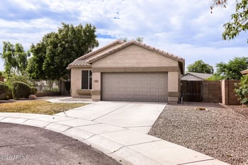 9403 Ross Ave, Peoria, AZ 85382