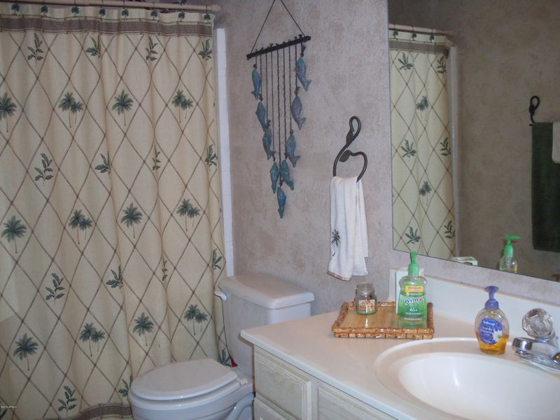 9404 E Flanders Rd, Mesa, AZ 85207