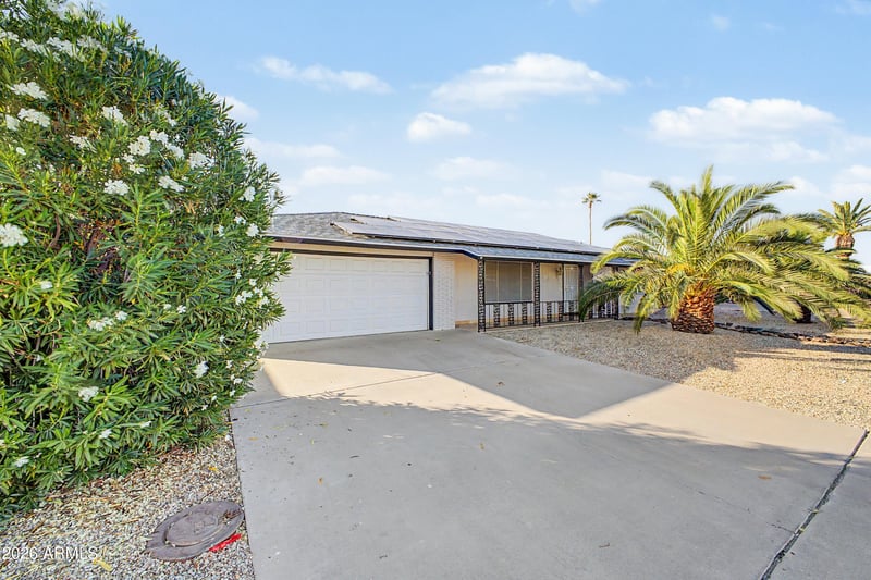 9404 W Hidden Valley Cir, Sun City, AZ 85351