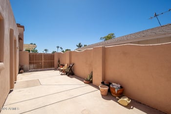 9405 Briarwood Cir, Sun City, AZ 85351