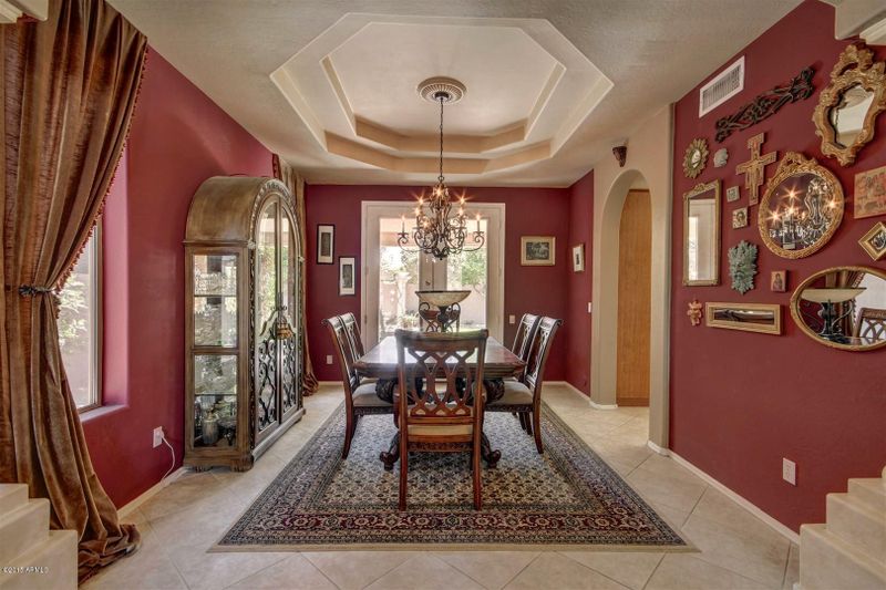 9405 E Hillview Cir, Mesa, AZ 85207