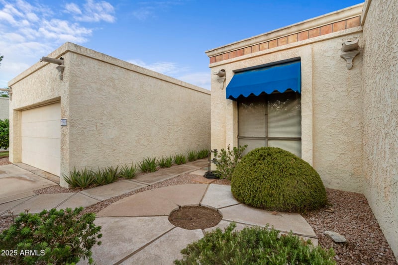 9406 47th Pl, Phoenix, AZ 85044