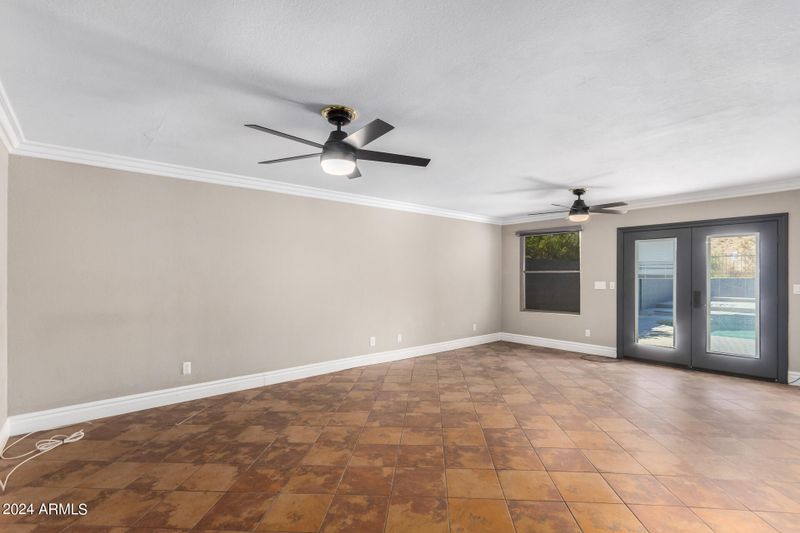 9406 S 43rd Pl, Phoenix, AZ 85044