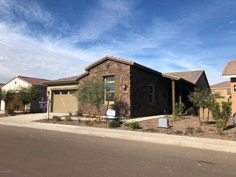 9406 W Meadowbrook Ave, Phoenix, AZ 85037