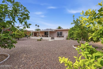 9407 Glen Oaks Cir, Sun City, AZ 85351