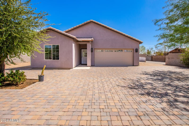 9407 S Calle Vauo Nawi --, Guadalupe, AZ 85283