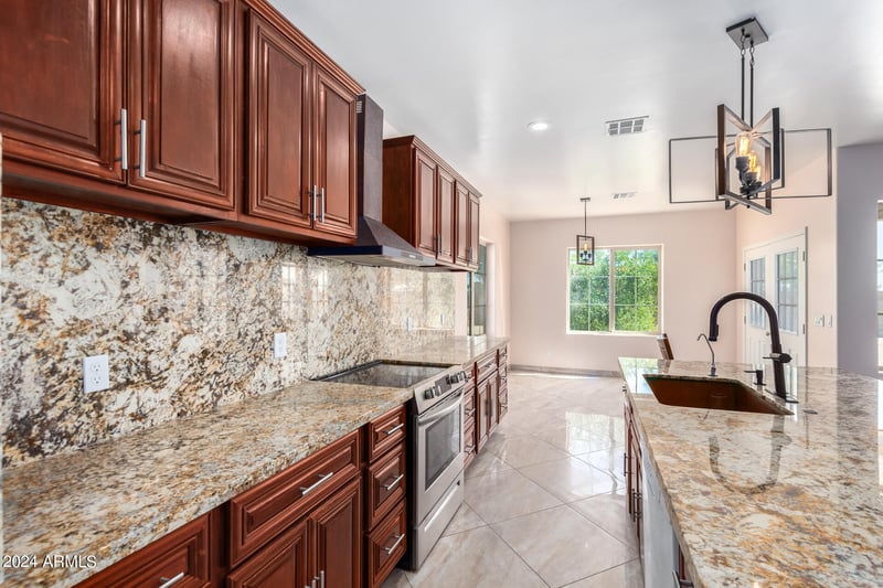 9407 S Calle Vauo Nawi --, Guadalupe, AZ 85283