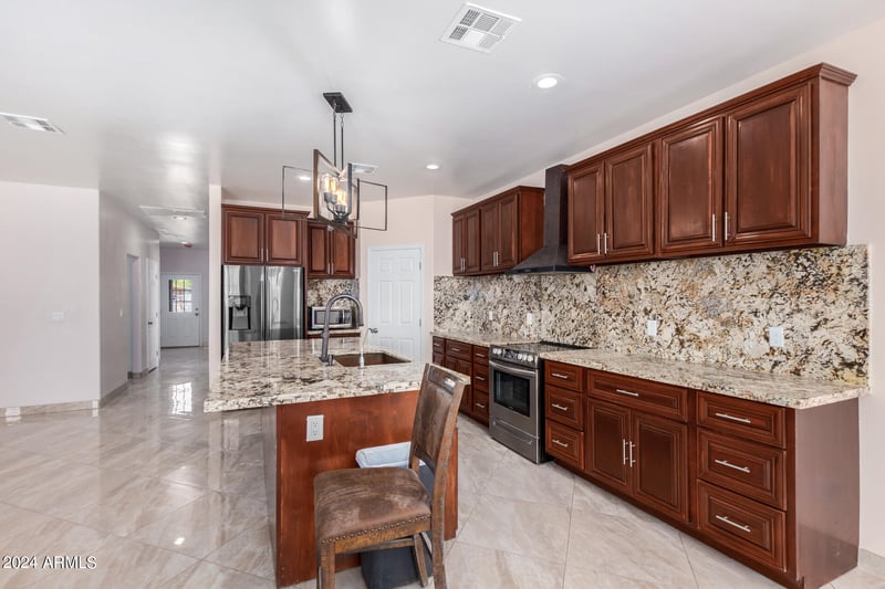 9407 S Calle Vauo Nawi --, Guadalupe, AZ 85283