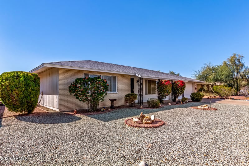 9409 Glen Oaks Cir, Sun City, AZ 85351