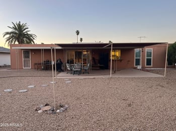 9409 Indian Hills Dr, Sun City, AZ 85351