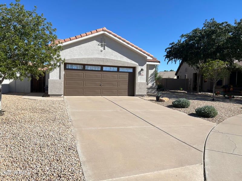 941 Adams Ct, Chandler, AZ 85225