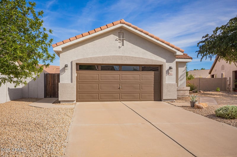 941 Adams Ct, Chandler, AZ 85225