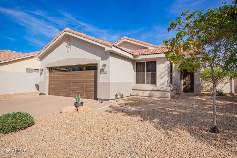 941 Adams Ct, Chandler, AZ 85225