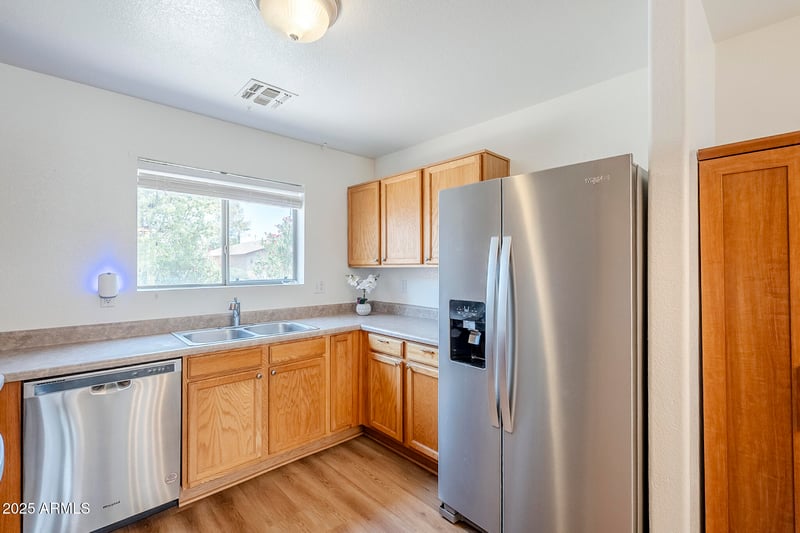 941 Desert Moon Trl, San Tan Valley, AZ 85143