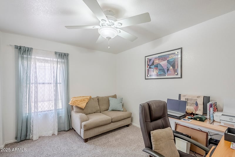 941 Desert Moon Trl, San Tan Valley, AZ 85143