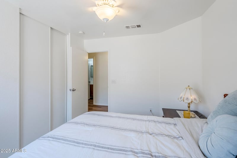 941 Desert Moon Trl, San Tan Valley, AZ 85143