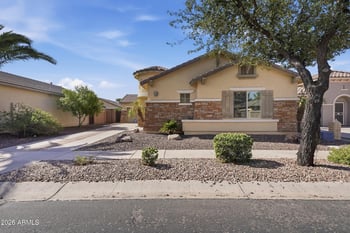 941 E Cherry Hills Dr, Chandler, AZ 85249