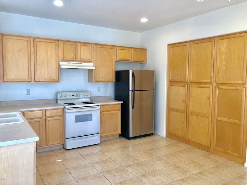 941 E Sherri Dr, Gilbert, AZ 85296