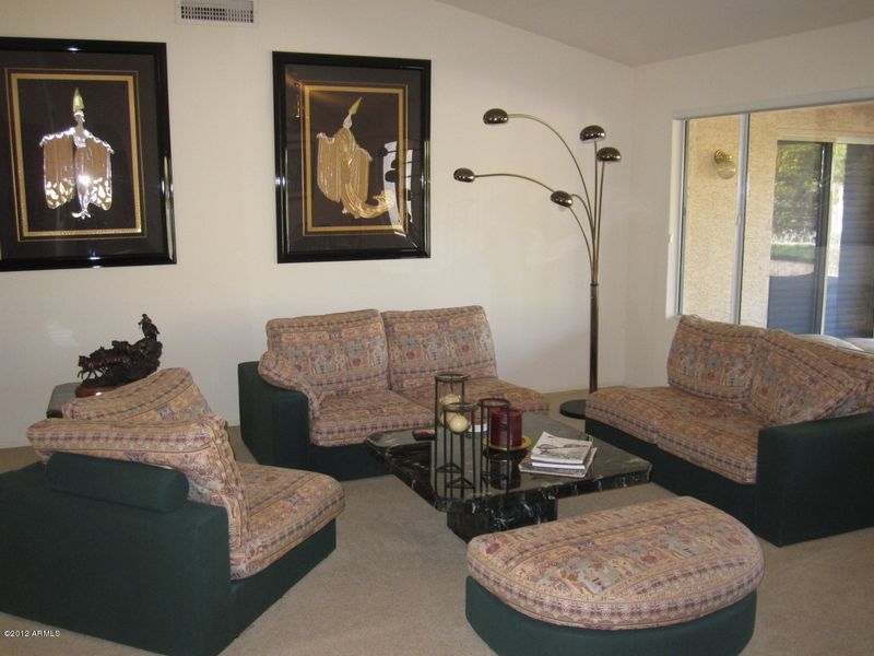9410 E Nacoma Dr, Sun Lakes, AZ 85248