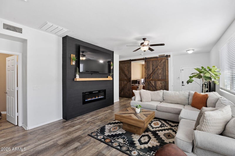 9410 182nd Ln, Waddell, AZ 85355