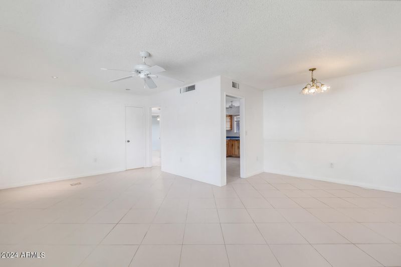 9411 N 109th Dr, Sun City, AZ 85351