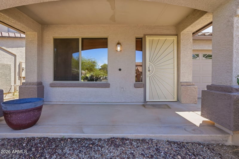 9411 S 35th Dr, Laveen, AZ 85339