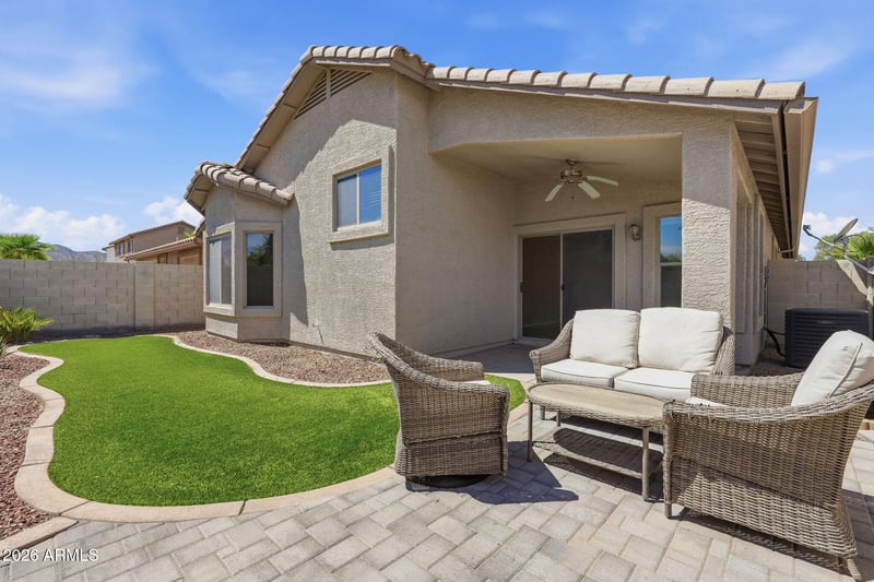9411 S 35th Dr, Laveen, AZ 85339