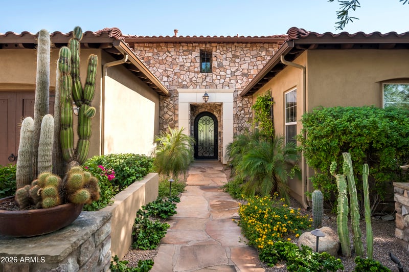 9413 Desert Village Dr, Scottsdale, AZ 85255
