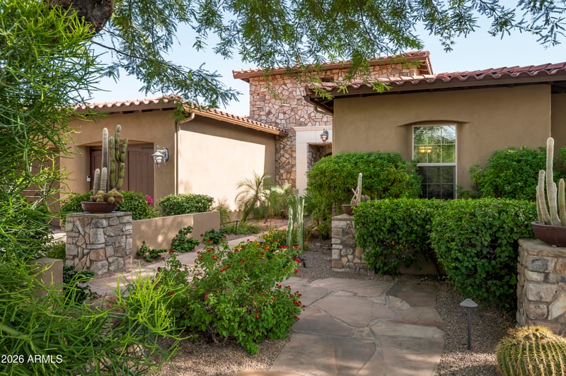 9413 Desert Village Dr, Scottsdale, AZ 85255