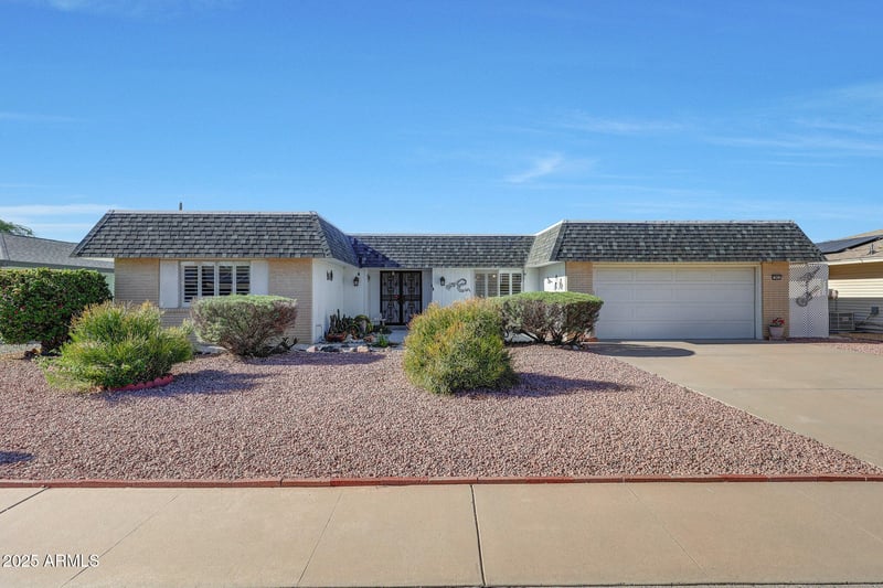 9413 Raintree Dr, Sun City, AZ 85351