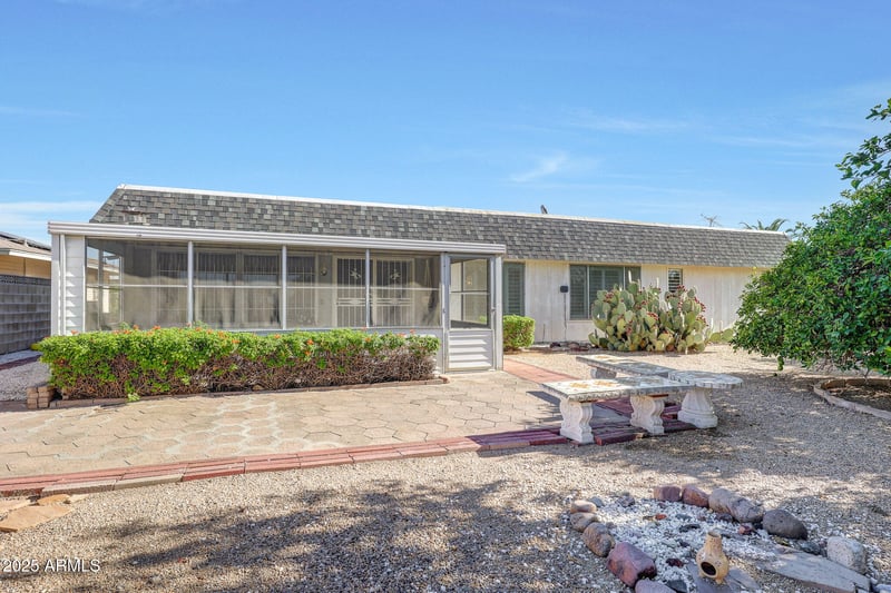9413 Raintree Dr, Sun City, AZ 85351