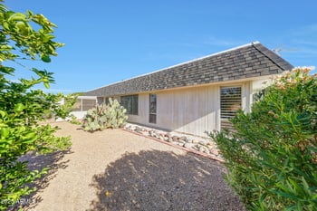9413 Raintree Dr, Sun City, AZ 85351