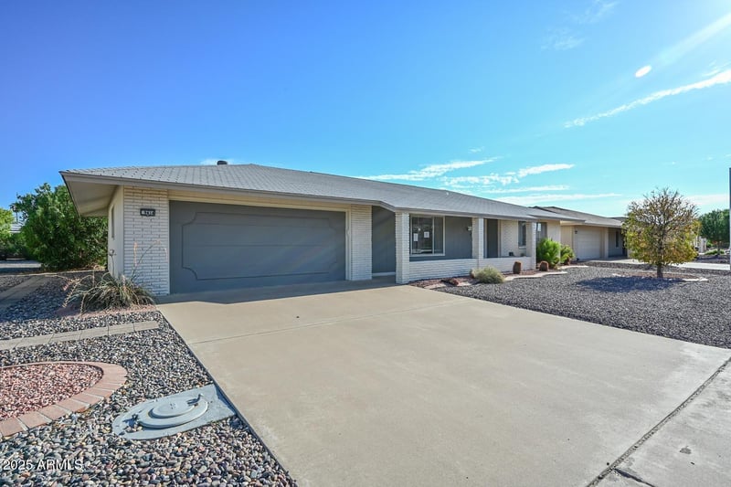 9414 Briarwood Cir, Sun City, AZ 85351