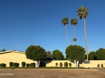 9415 111th Ave, Sun City, AZ 85351